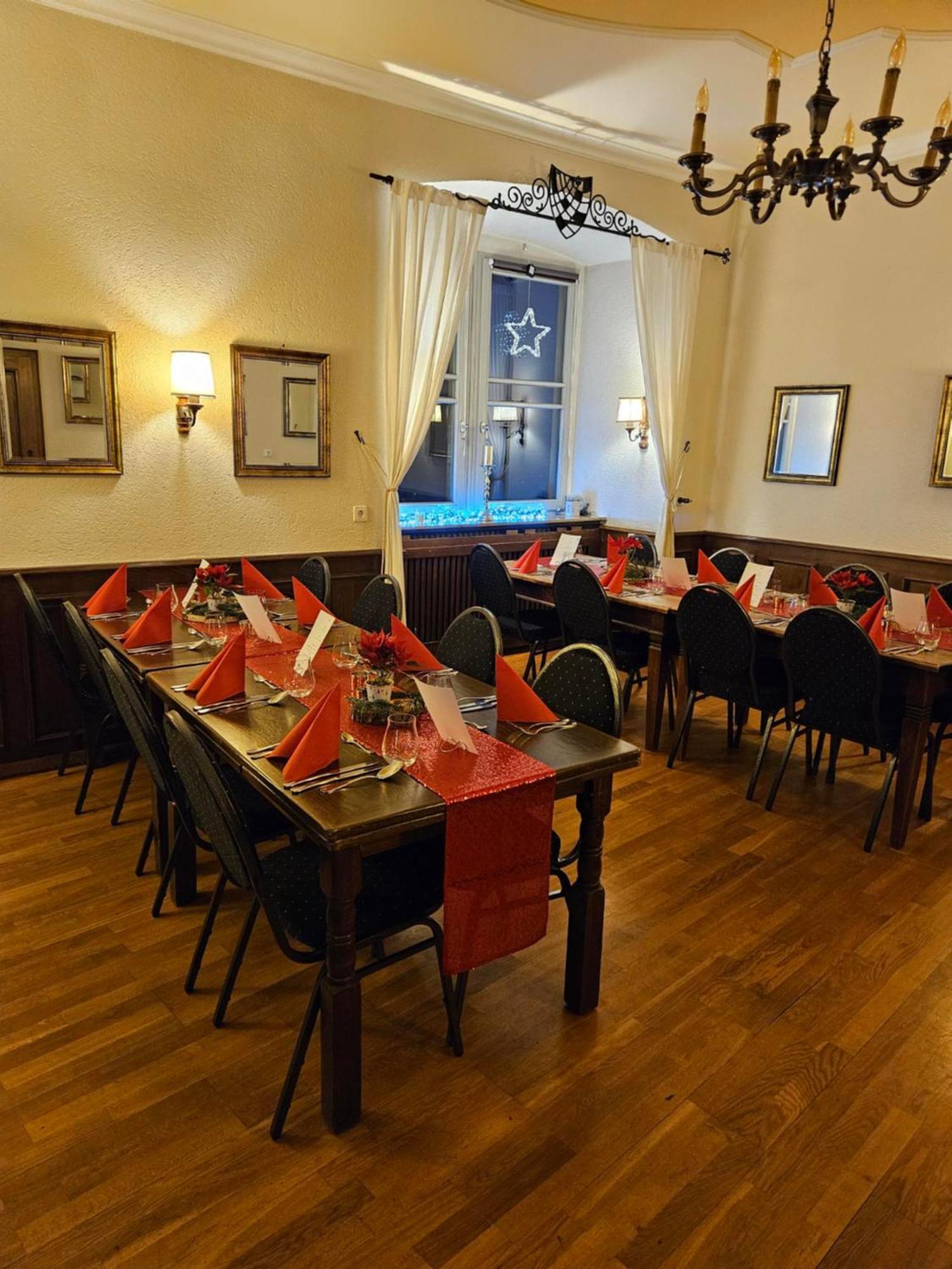 Eventlocation & Hotel Schloss Neuburg Obrigheim المظهر الخارجي الصورة